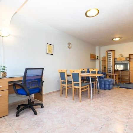 Sunny & Convenient On Dondoukov Blvd, 1 Bdr Zaimov Apartment Sofia Exterior photo